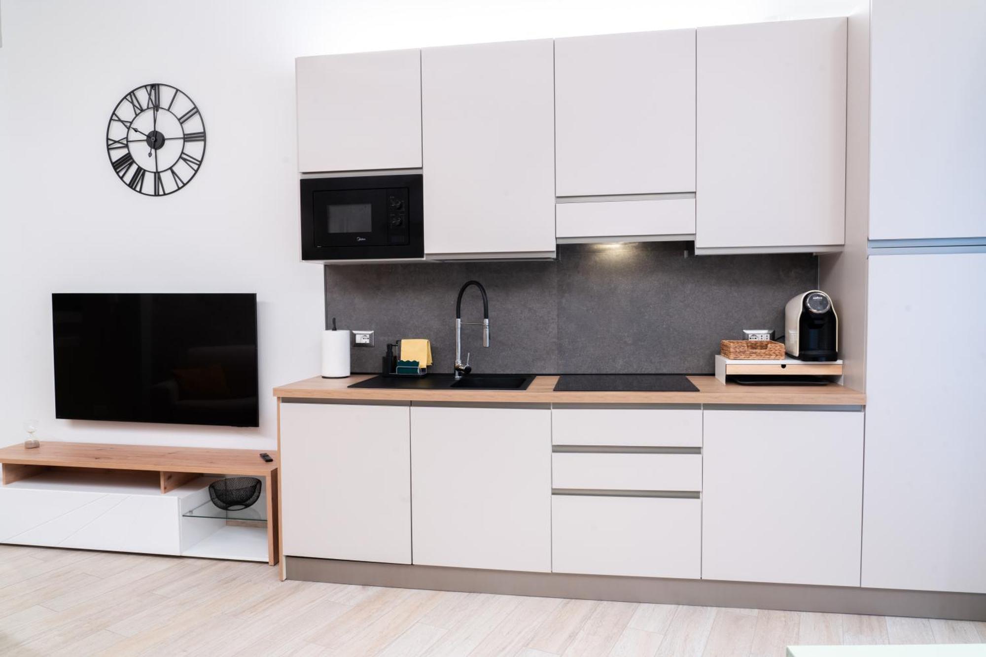 Thelma House - Lovely Near Tiburtina Station Appartement *